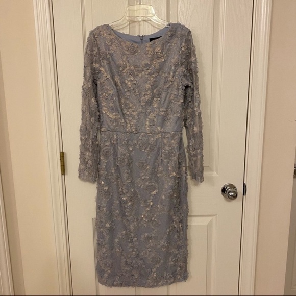 XSCAPE Metallic Lace Sheer Long Sleeve Bodycon Dress in Grey/Gold - Picture 3 of 10